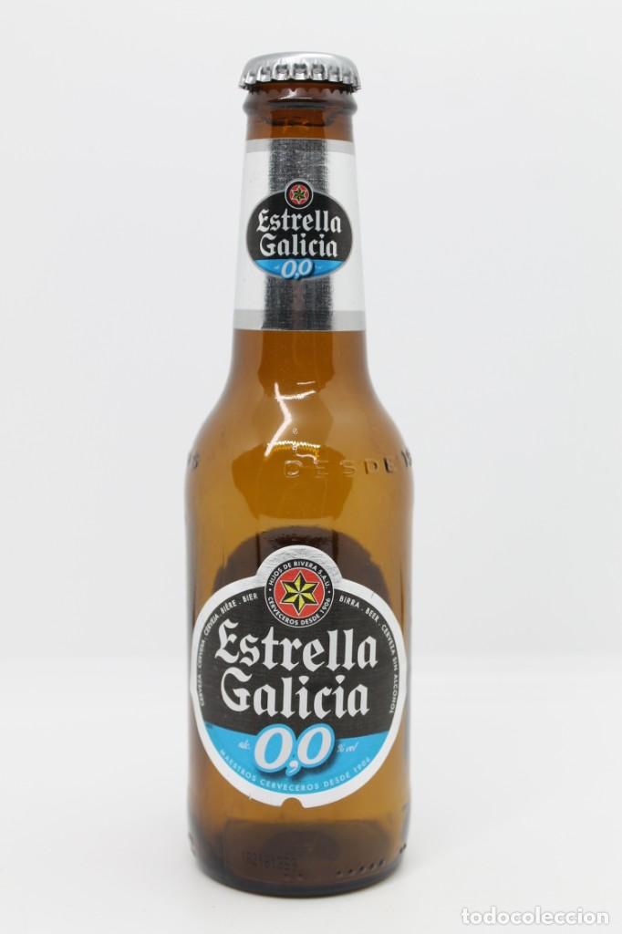 Coleccionismo de cervezas: botella cerveza vac&iacute;a ESTRELLA GALICIA 0,0 25 cl con chapa Espa&ntilde;a beer birra bier