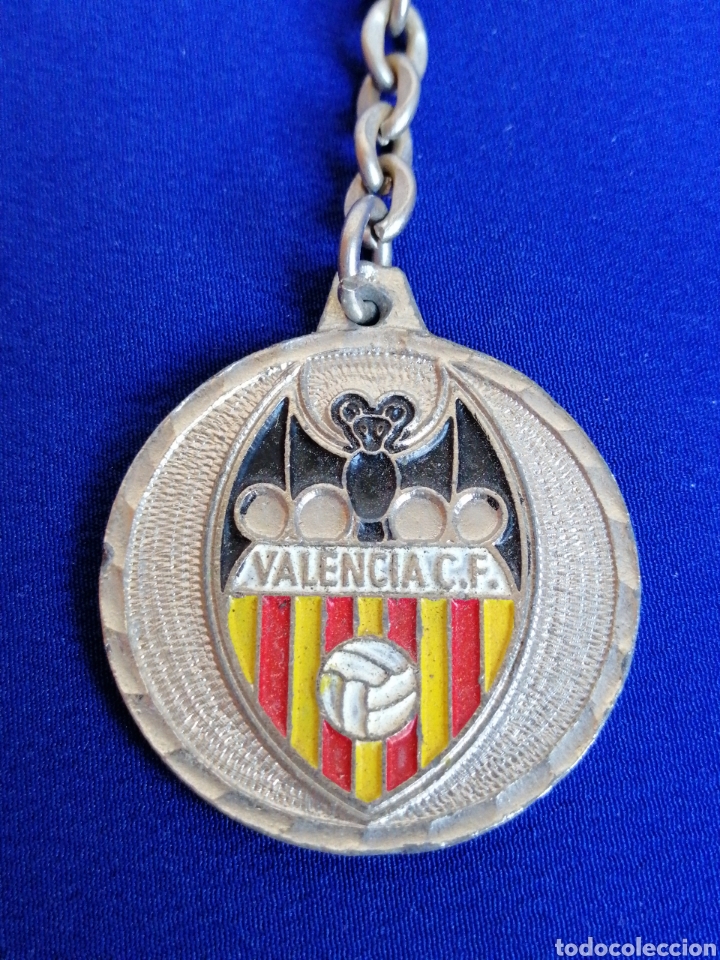 Coleccionismo de cervezas: &Aacute;GUILA DORADA VALENCIA CF - Foto 2