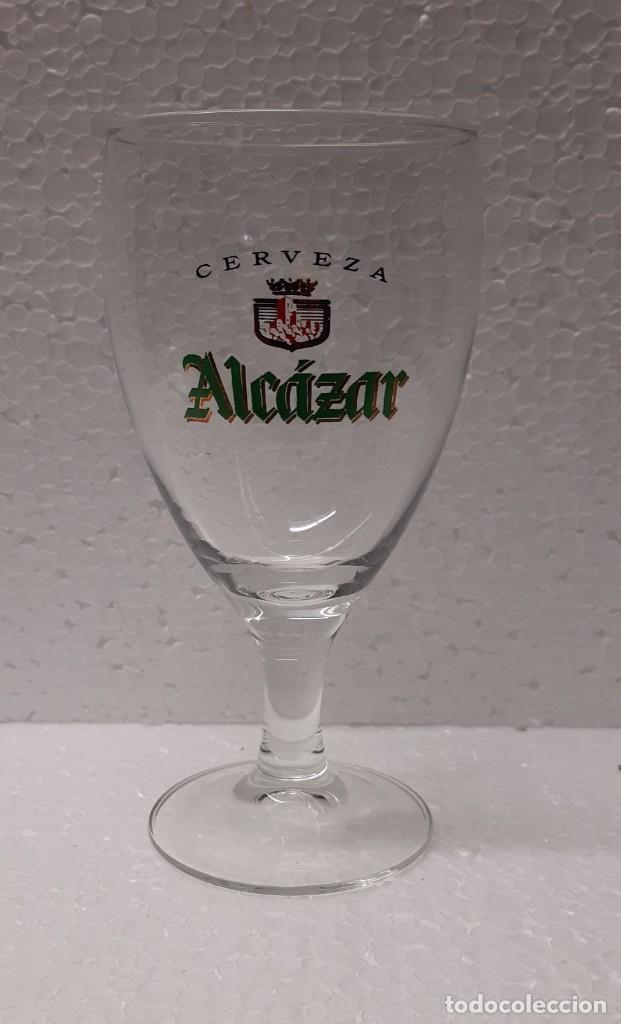 Coleccionismo de cervezas: ANTIGUA COPA ALCAZAR - Foto 1