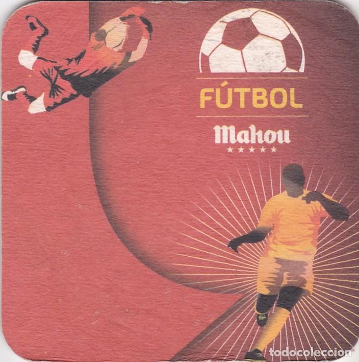 Coleccionismo de cervezas: POSAVASOS CERVEZA MAHOU - FUTBOL
