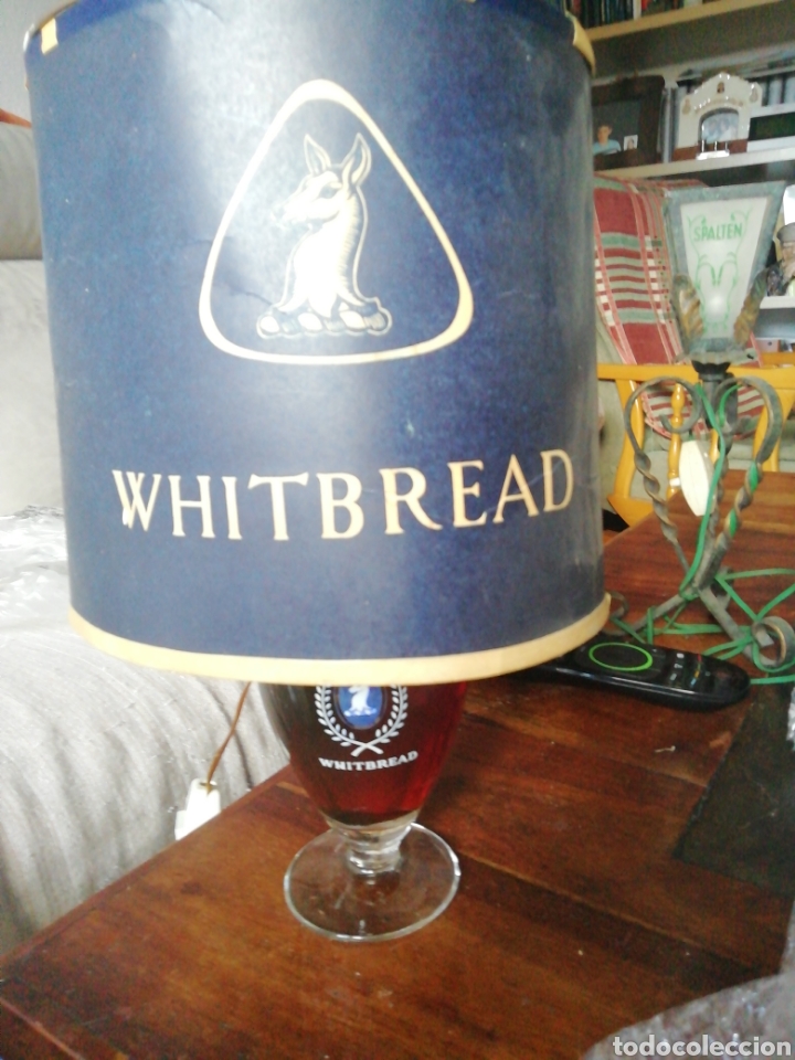 Coleccionismo de cervezas: L&aacute;mpara WHITBREAD cerveza - Foto 2