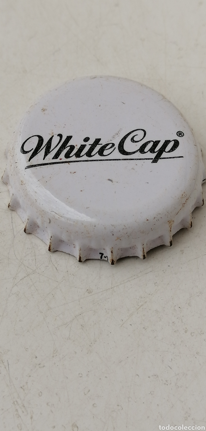 Coleccionismo de cervezas: BOTTLE CAP TAP&Oacute;N CORONA BEER BIER CHAPA CERVEZA WHITE CAP (2). KENYA.-----LOTE N. 3376---CARMANJO