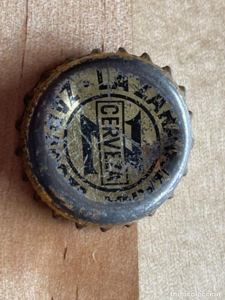 Coleccionismo de cervezas: ANTIGUA CHAPA AMBAR LA ZARAGOZANA