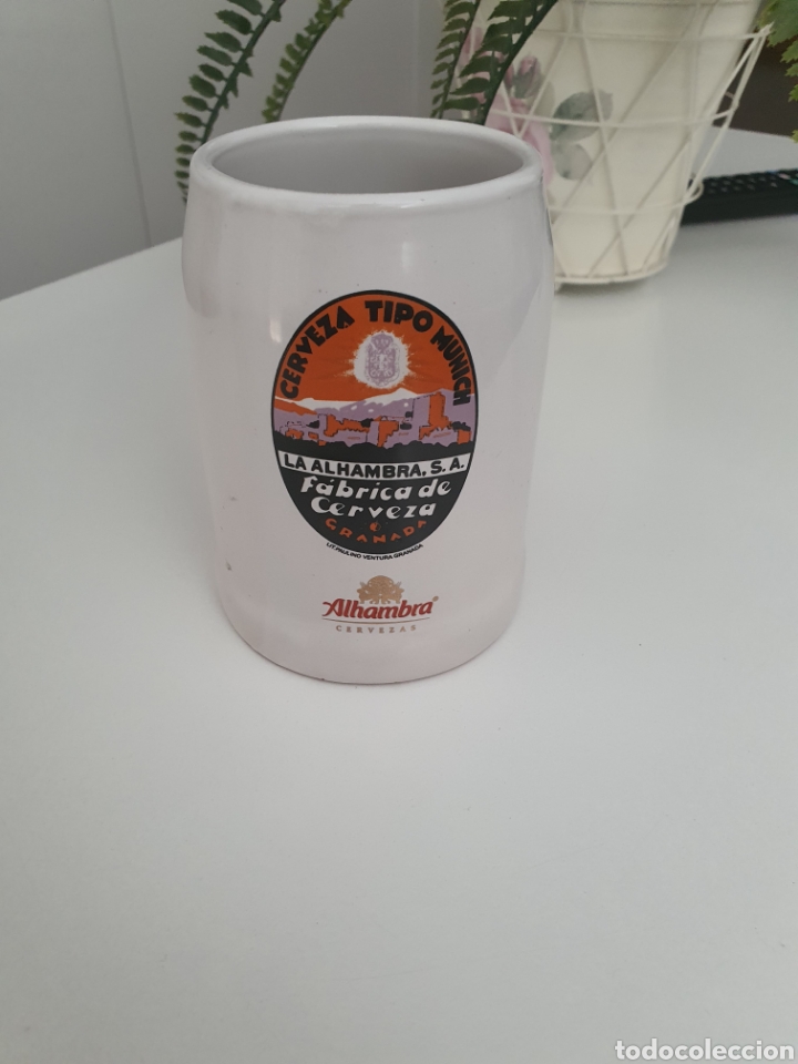 Coleccionismo de cervezas: Jarra de cerveza alhambra