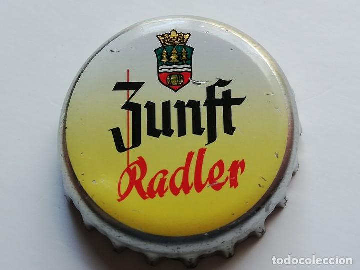 Coleccionismo de cervezas: Chapa tap&oacute;n corona de la cerveza alemana ZUNFT RADLER