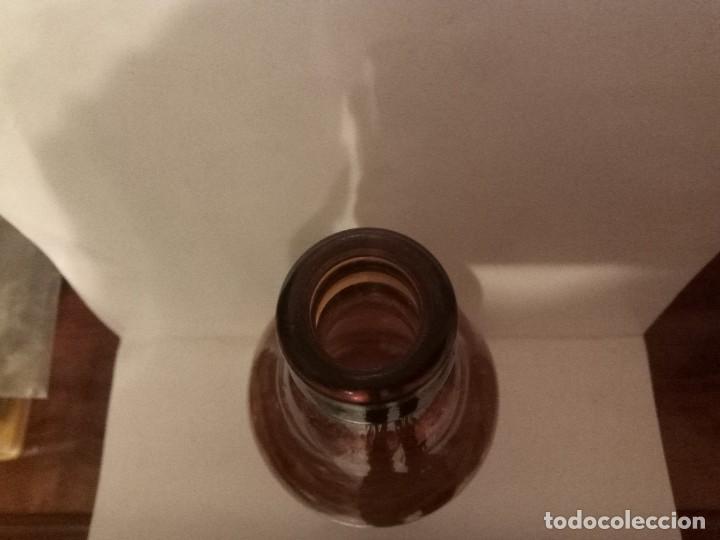 Coleccionismo de cervezas: Botella cerveza El Azor 1/3 sin recuadro - Foto 3