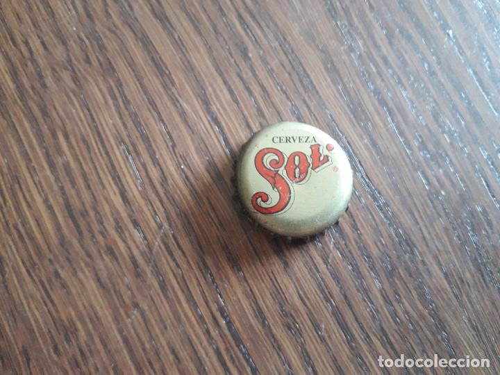 Coleccionismo de cervezas: chapa tap&oacute;n corona, cerveza sol.