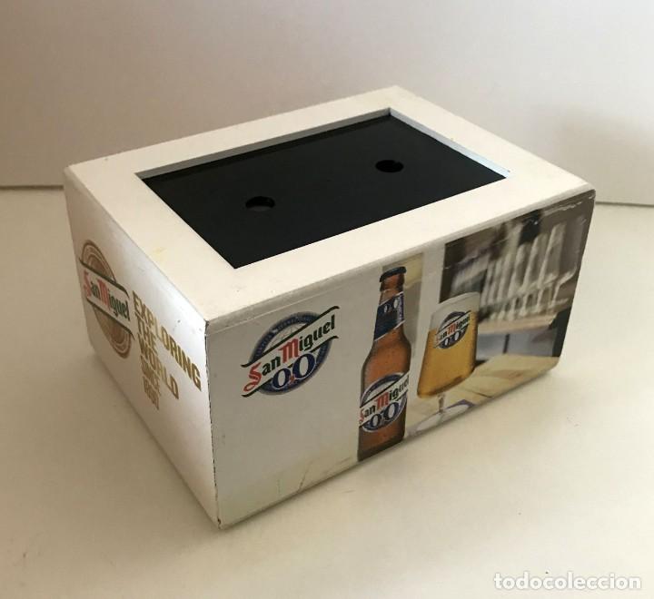 Coleccionismo de cervezas: SERVILLETERO CERVEZA SAN MIGUEL 00, 15X11X8 CMS (2)