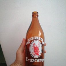 Coleccionismo de cervezas: BOTELLA DE 66 CL 3/4 CERVEZA LA CRUZ DEL CAMPO CRUZCAMPO SEVILLA. Lote 361246740