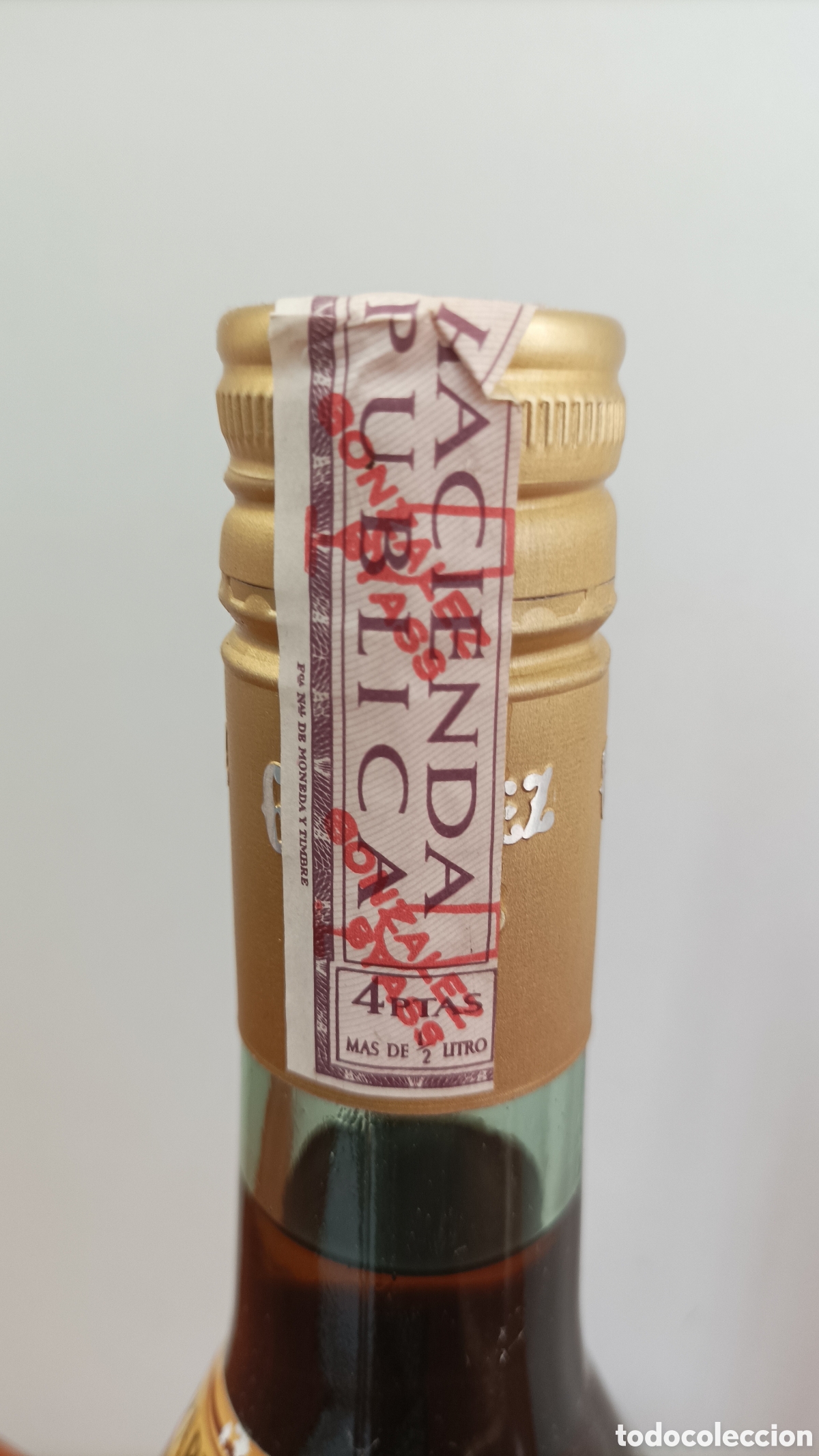Coleccionismo de cervezas: Botella brandy insuperable a&ntilde;os 70 - Foto 4