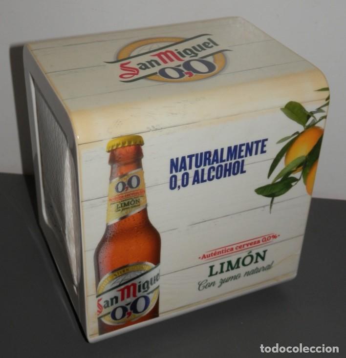Coleccionismo de cervezas: UN SERVILLETERO DE LA MARCA DE CERVEZA SAN MIGUEL 0,0 LIM&Oacute;N