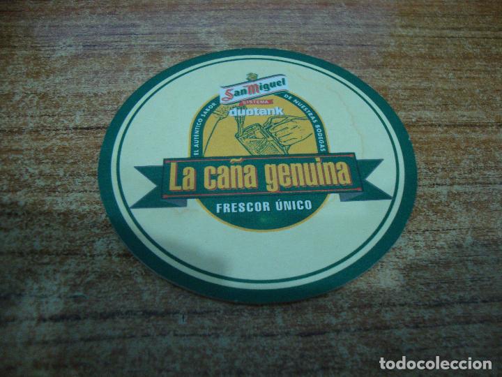 Coleccionismo de cervezas: POSAVASOS CERVEZA SAN MIGUEL LA CA&Ntilde;A GENUINA PEQUE&Ntilde;O