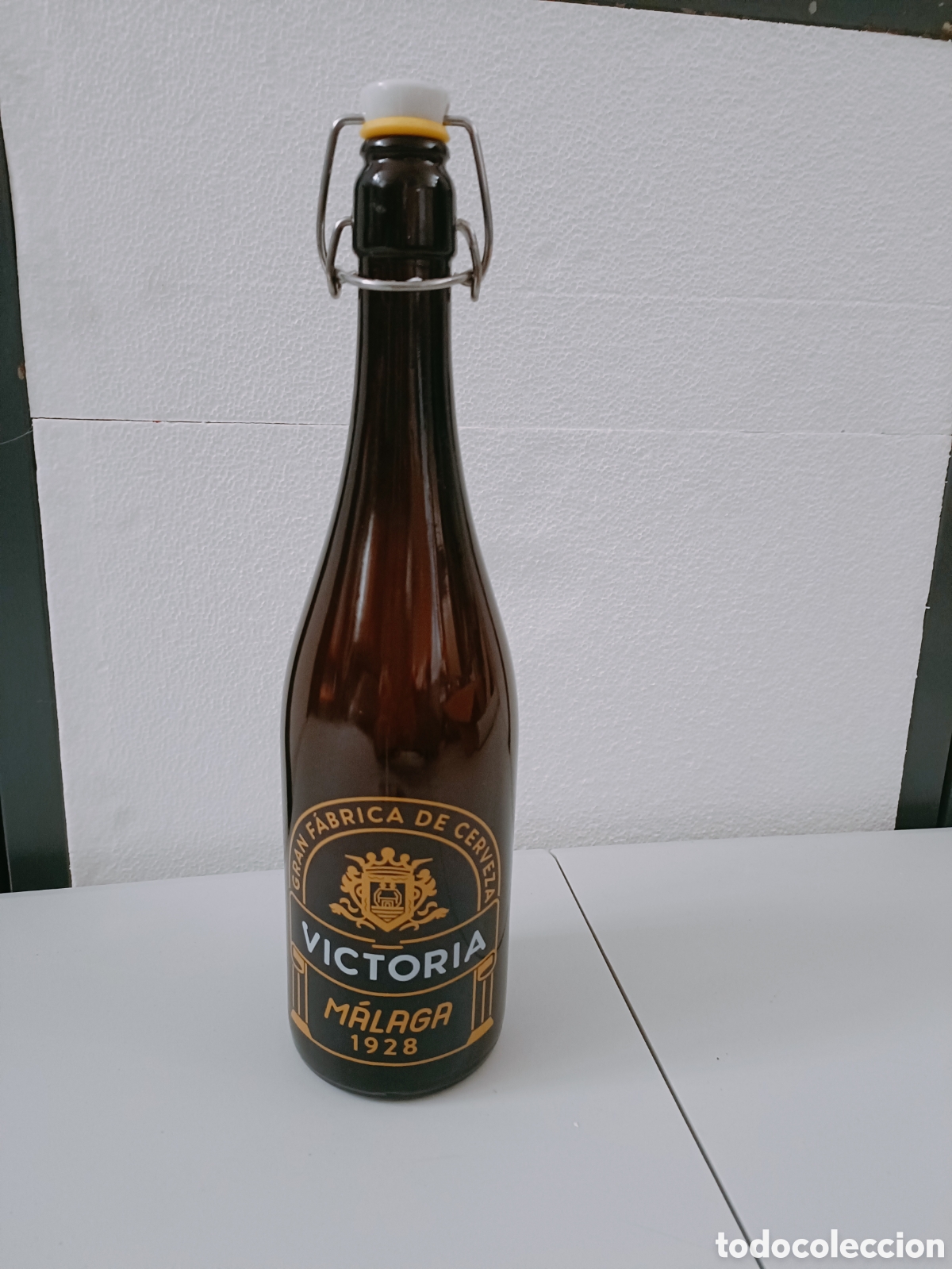 Coleccionismo de cervezas: Botella de cerveza Victoria - Foto 3