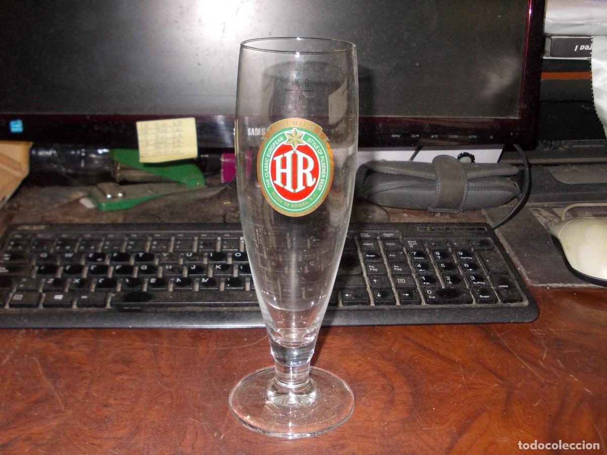 Coleccionismo de cervezas: Copa HR Hijos de Rivera, cerveza Estrella Galicia. 0,3l. RC. mide de alto 21 cm.