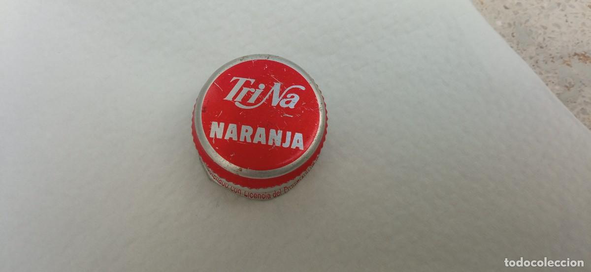 Coleccionismo de cervezas: TAPON CHAPA TRINA NARANJA EMBOTELLADO POR EL ALCAZAR