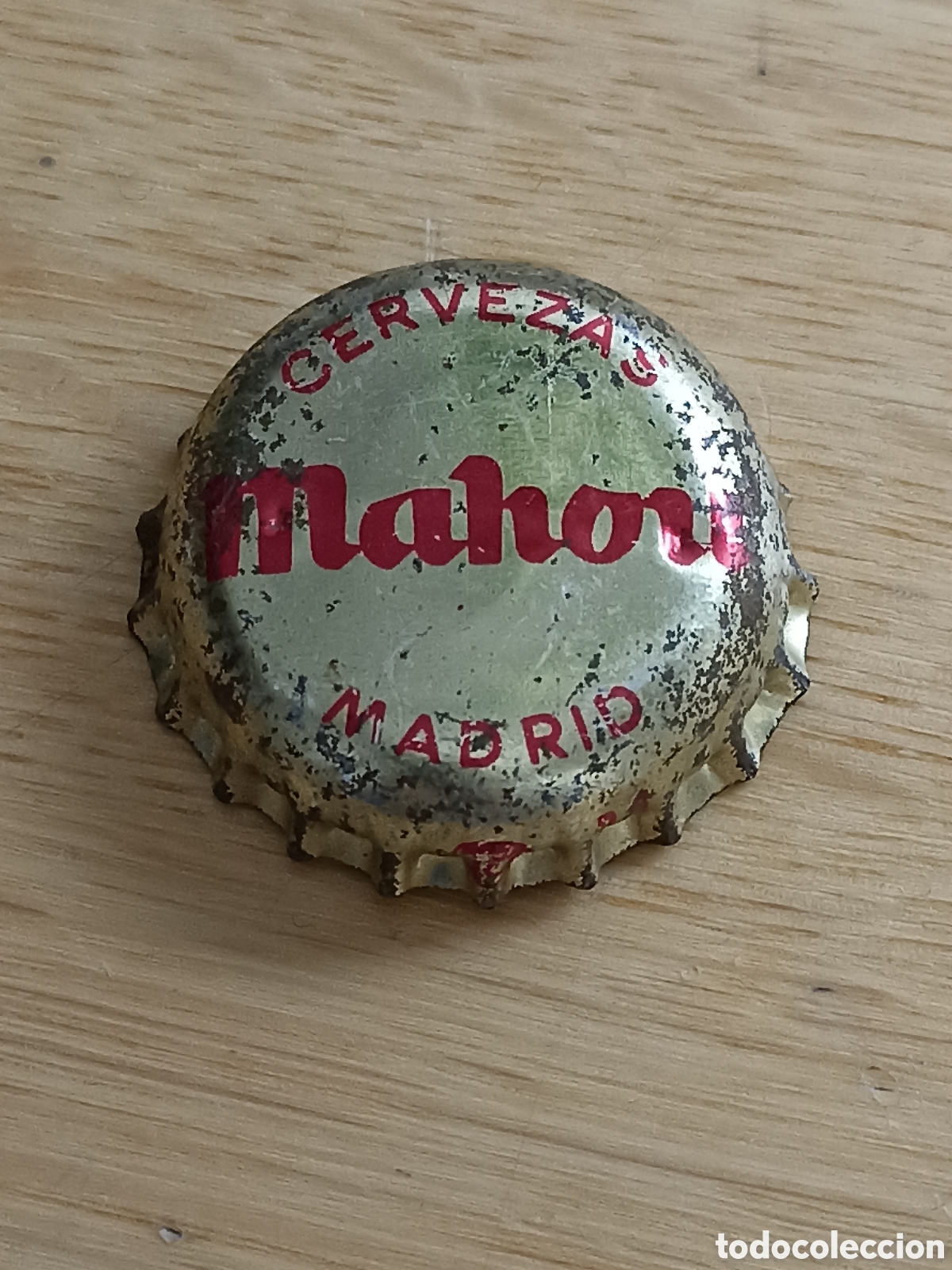 Coleccionismo de cervezas: Chapa cerveza tap&oacute;n corona antiguo Mahou dorado