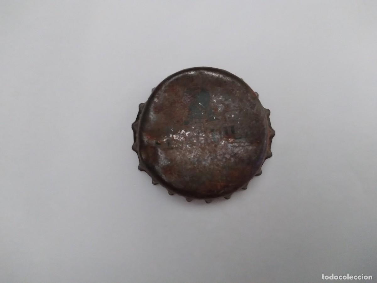 Coleccionismo de cervezas: ANTIGUA CHAPA CORONA TAPON BOTELLA CRISTAL EL AGUILA CERVEZA DE ESPA&Ntilde;A REVERSO CORCHO RV