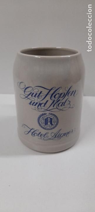 Coleccionismo de cervezas: JARRA DE CERVEZA ORIGINAL DEL HOTEL AIGNER . ALEMANIA . EN CERAMICA . CONTENIDO 0,5 L
