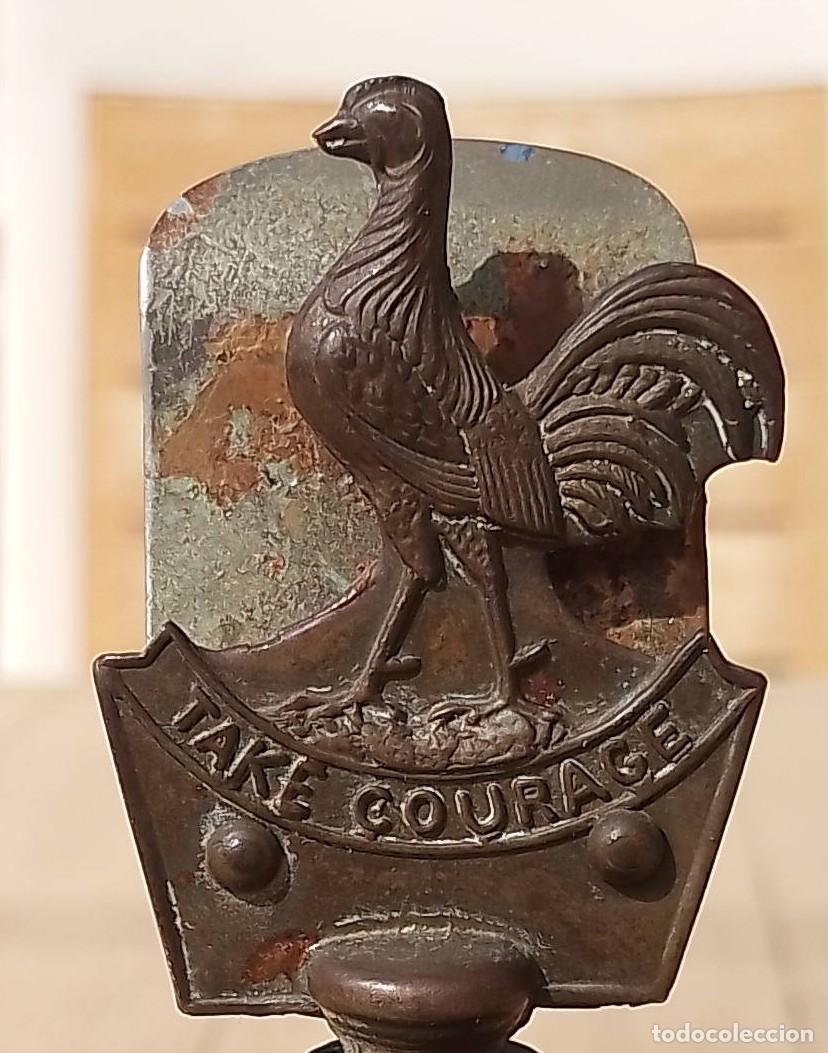 Coleccionismo de cervezas: Antiguo soporte para men&uacute;, publicidad Cerveza John Courage