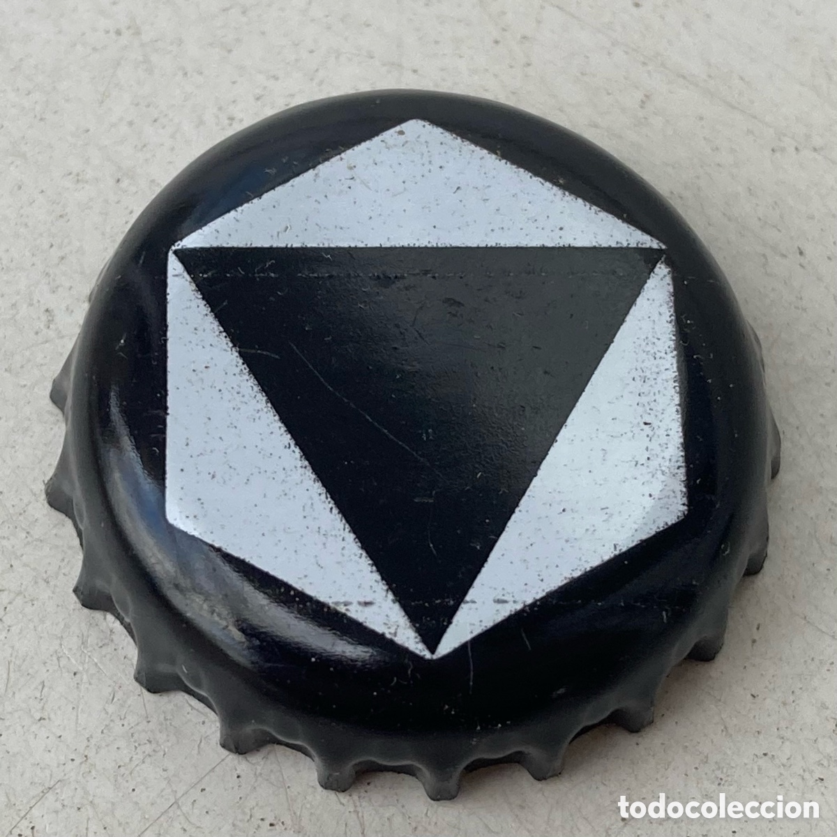 Collectable Beer: CHAPA TAP&Oacute;N CORONA BEER CERVEZA CERVESA ARTESANA MAGER. BARCELONA.---LOTE N.2688---CARMANJO