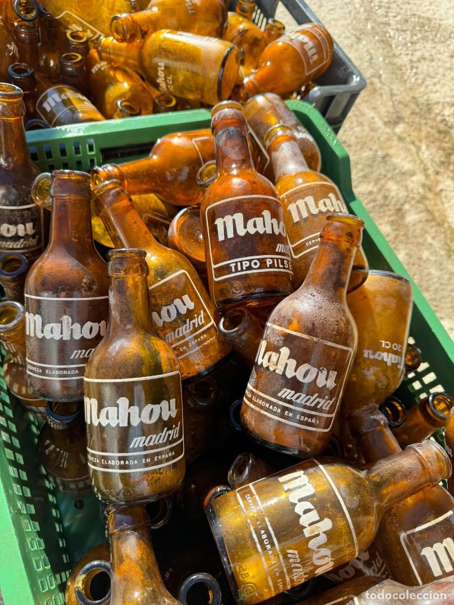 Coleccionismo de cervezas: 206 Botellines de cerveza MAHOU 20cl.