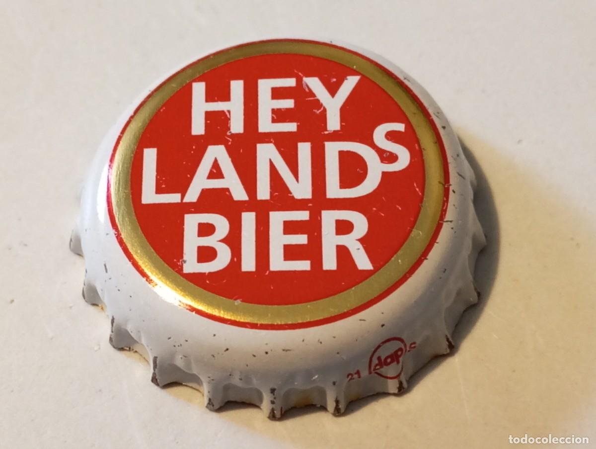 Coleccionismo de cervezas: Chapa tap&oacute;n corona de cerveza alemana HEY LANDS BIER (falda blanca)