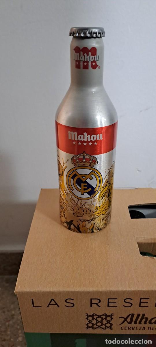 Coleccionismo de cervezas: BOTELLA CERVEZA FUTBOL MAHOU REAL MADRID SANTIAGO BERNABEU ALUMNIO LLENA