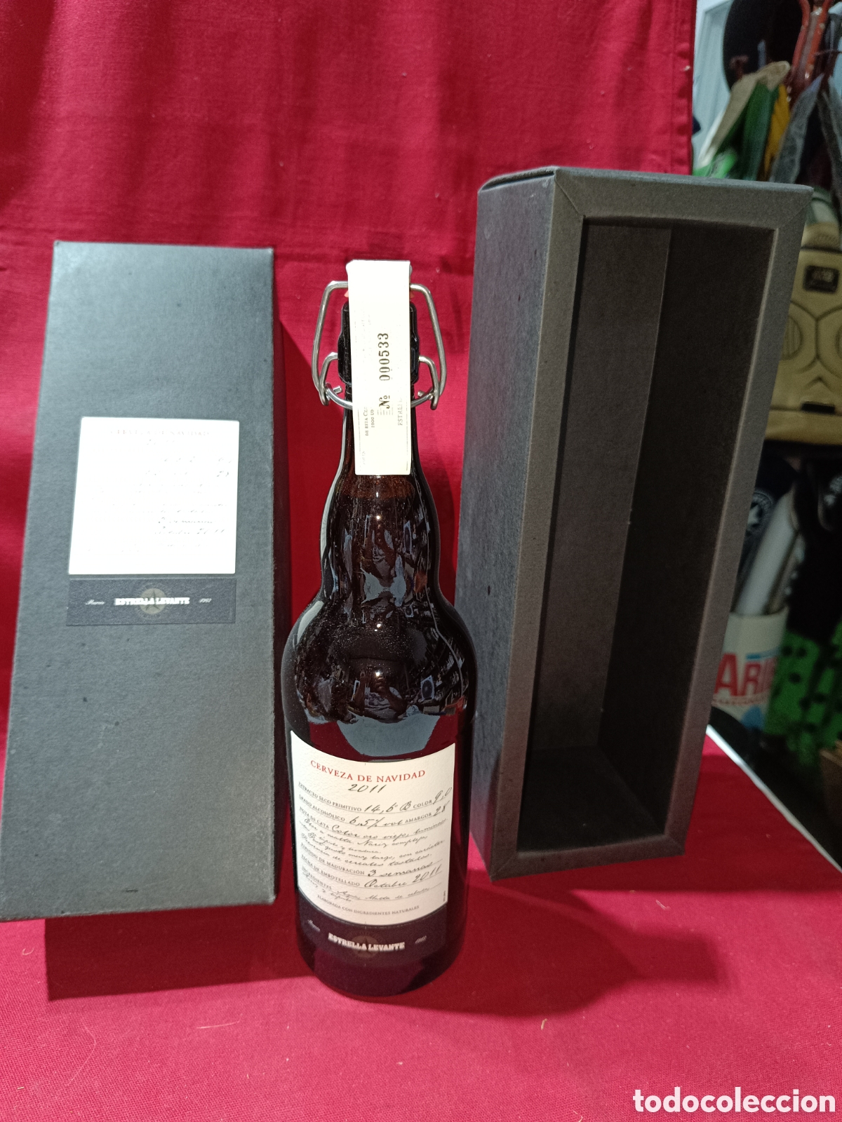 Coleccionismo de cervezas: Cerveza Estrella de Levante Cerveza de Navidad 2011 edici&oacute;n limitada 533/1000