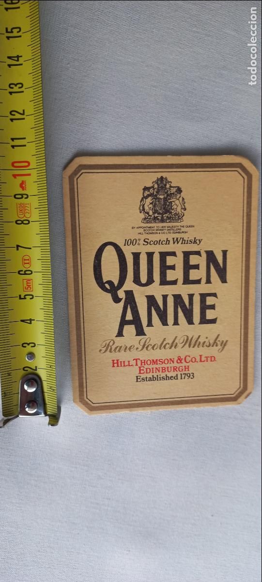 Coleccionismo de cervezas: POSAVASOS. QUEEN ANNE SCOTCH WHISKY. HILL THOMSON & CO. EDINBURGH.