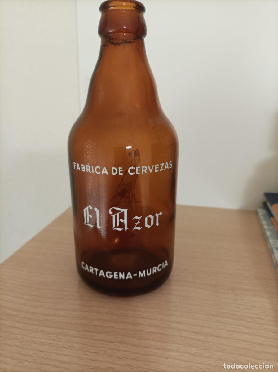Coleccionismo de cervezas: Botella de cerveza antigua el azor - Foto 2