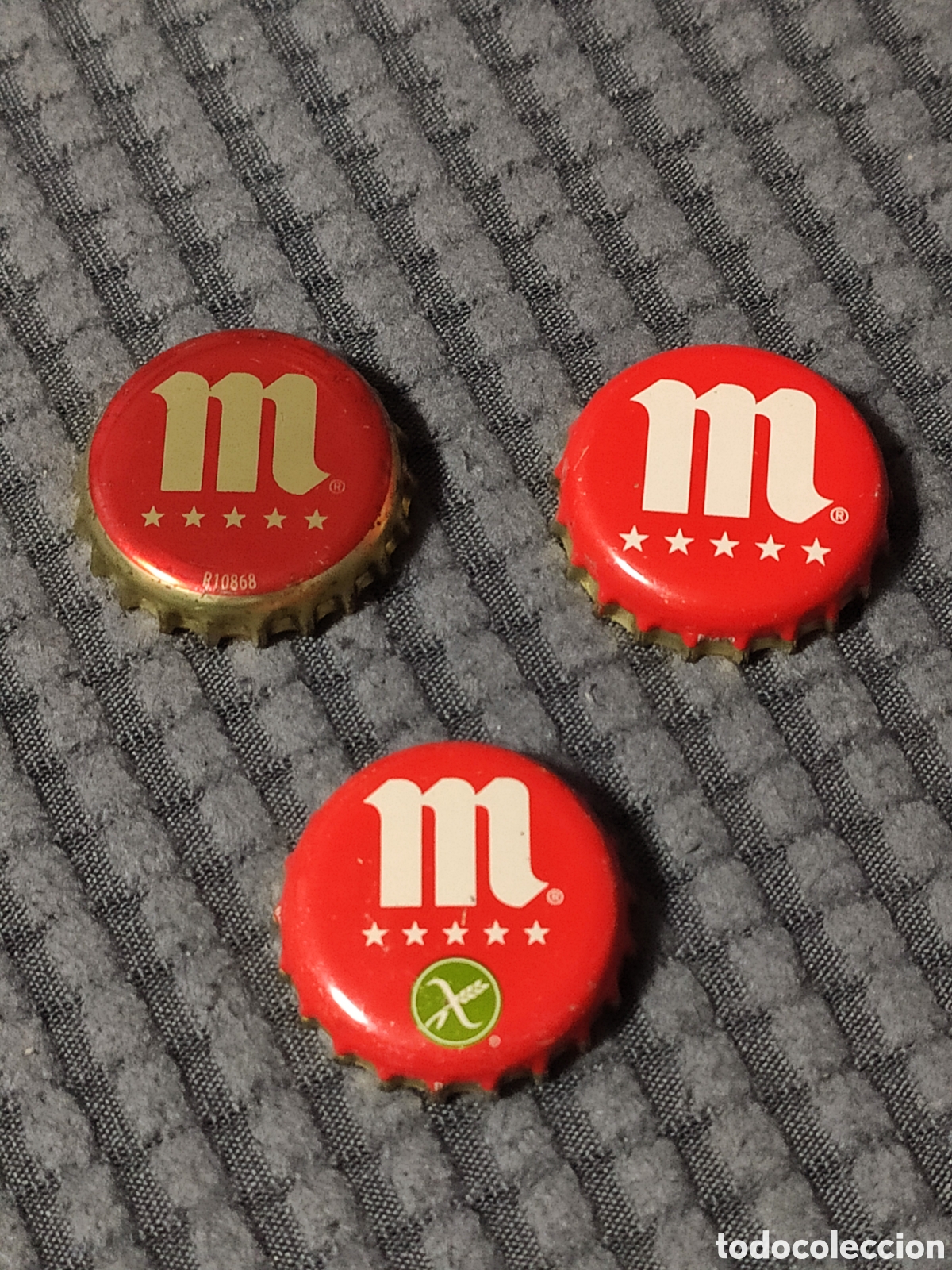 Coleccionismo de cervezas: LOTE DE TRES CHAPAS DE CERVEZA MAHOU