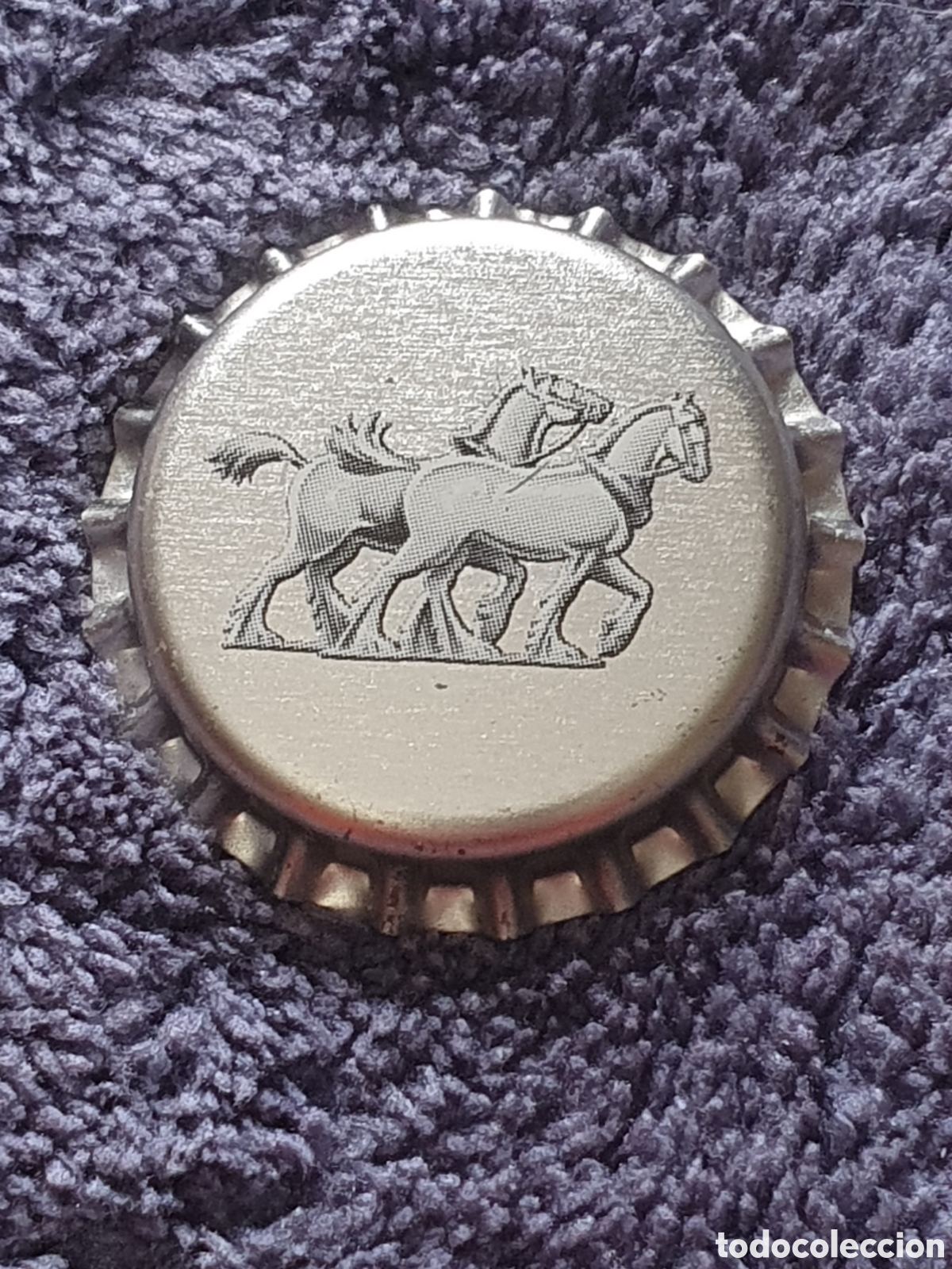 Coleccionismo de cervezas: H1. Chapa Tap&oacute;n Corona De Cerveza Carlton, Australia, Nuevo, Sin Usar Ni Cerrar.