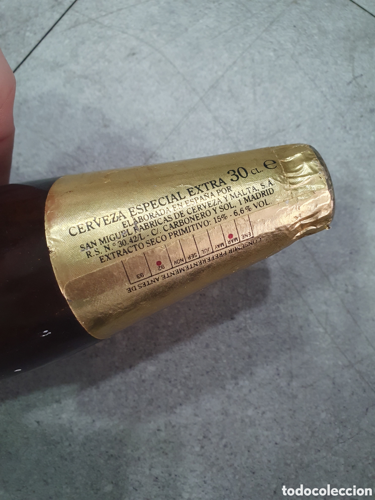 Coleccionismo de cervezas: Botella cerveza San Miguel Selecta XV. Precintada. (L125) - Foto 2