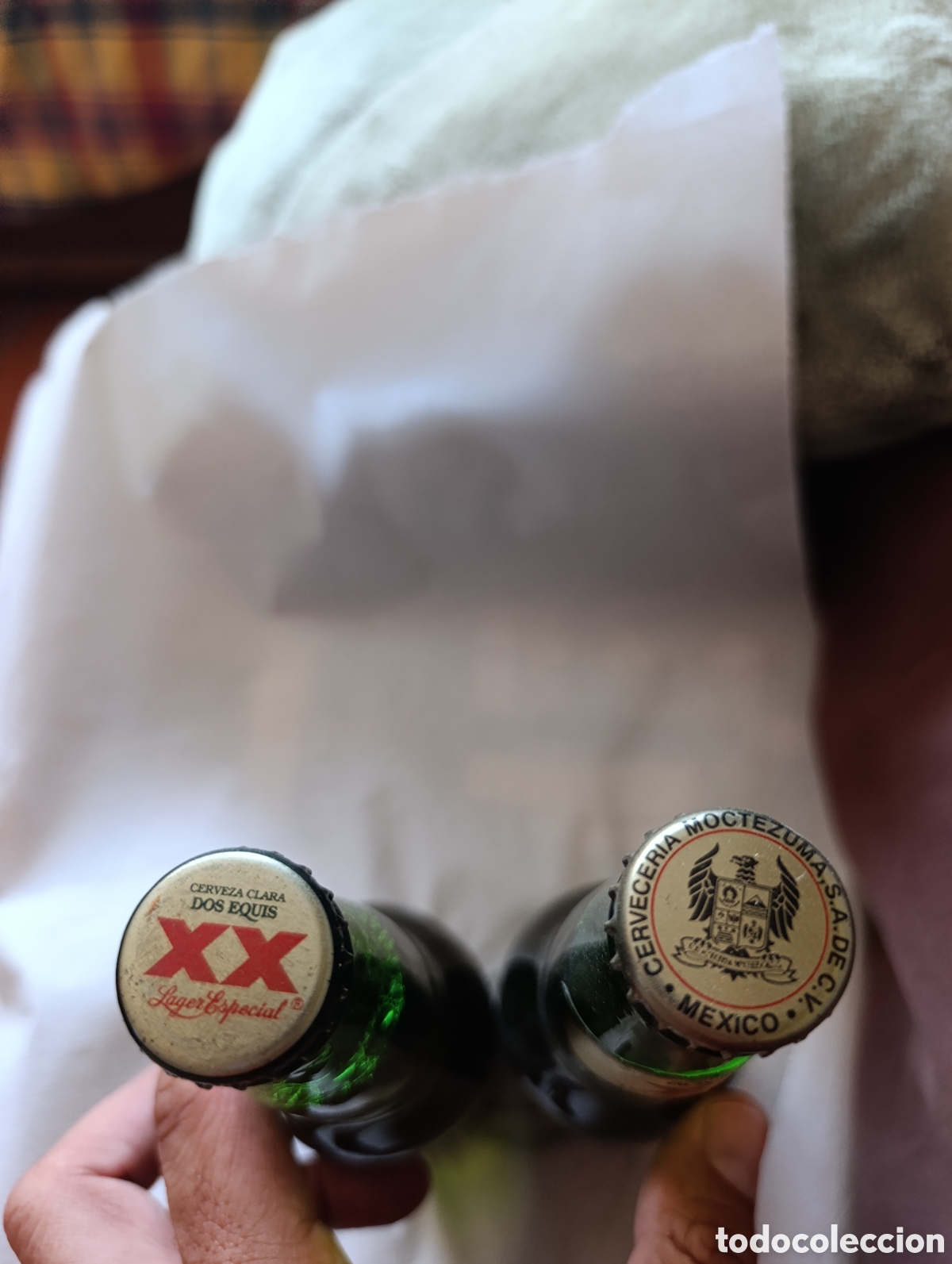 Coleccionismo de cervezas: Dos modelos botellas de cerveza Dos Equis - M&eacute;xico - Foto 3