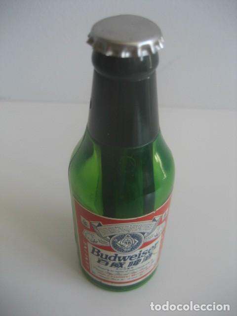 Coleccionismo de cervezas: MECHERO CON FORMA DE BOTELLA CERVEZAS BUDWEISER - Foto 2