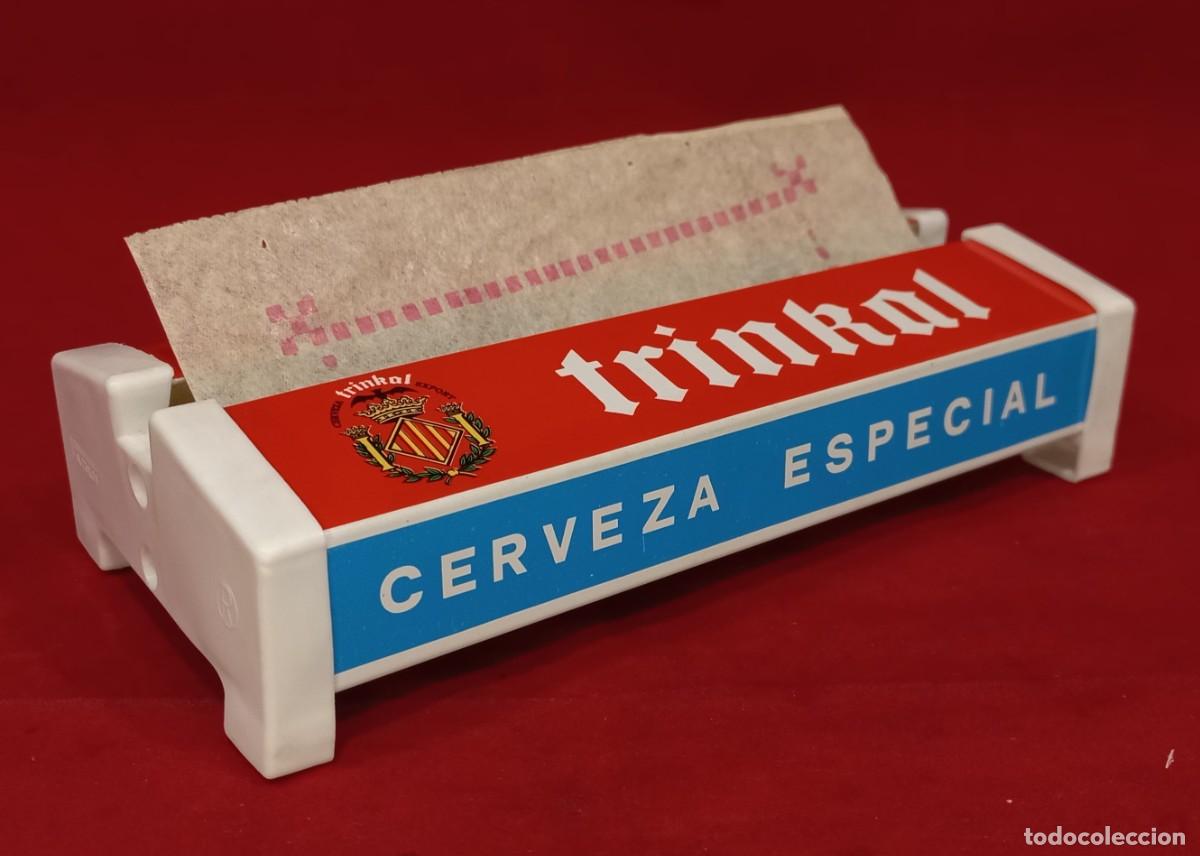 Colecionismo de cervejas: SERVILLETERO METALICO , CERVEZA ESPECIAL TRINKAL CON SERVILLETRAS ESTAMPADAS - VALENCIA