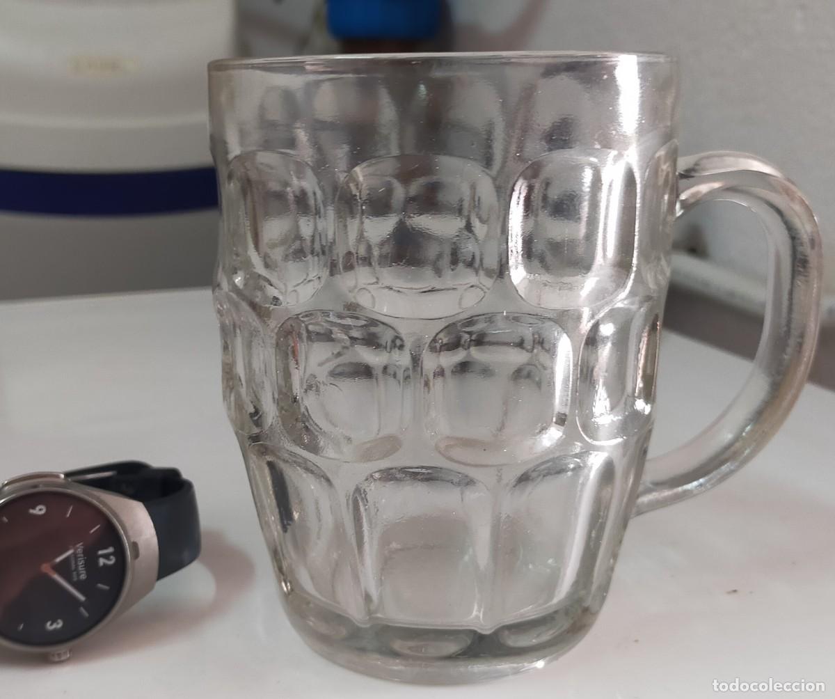 Colecionismo de cervejas: JARRA DE CERVEZA PEQUE&Ntilde;A Y ABOMBADA, PARECIDA A UNA ANTERIOR PUBLICADA