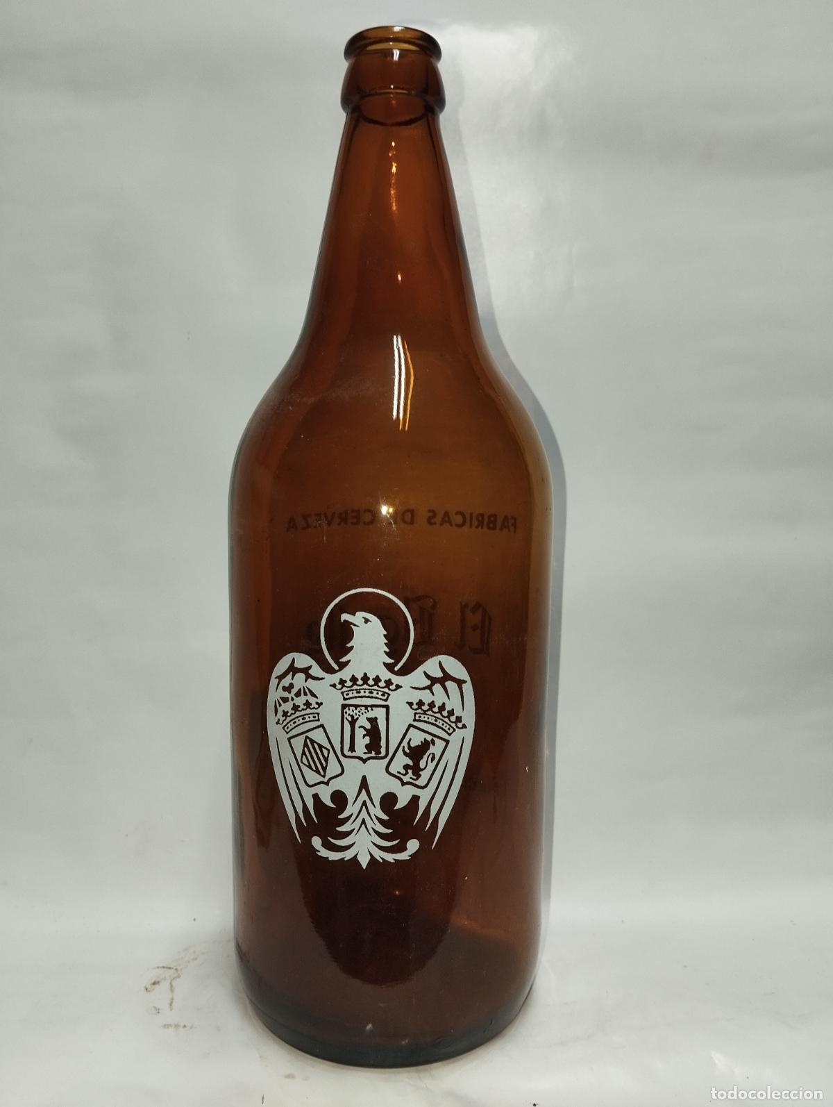 Coleccionismo de cervezas: BOTELLA DE CERVEZA EL &Aacute;GUILA DE LITRO - Foto 2