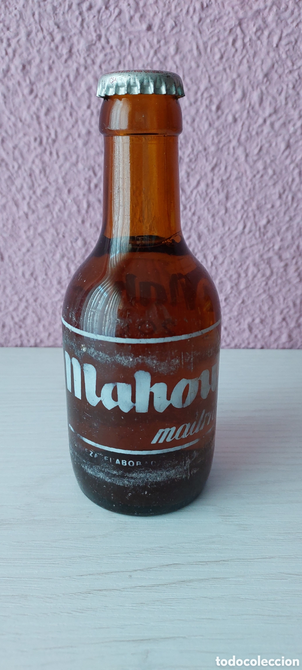 Coleccionismo de cervezas: Botell&iacute;n Mahou antiguo - Foto 1