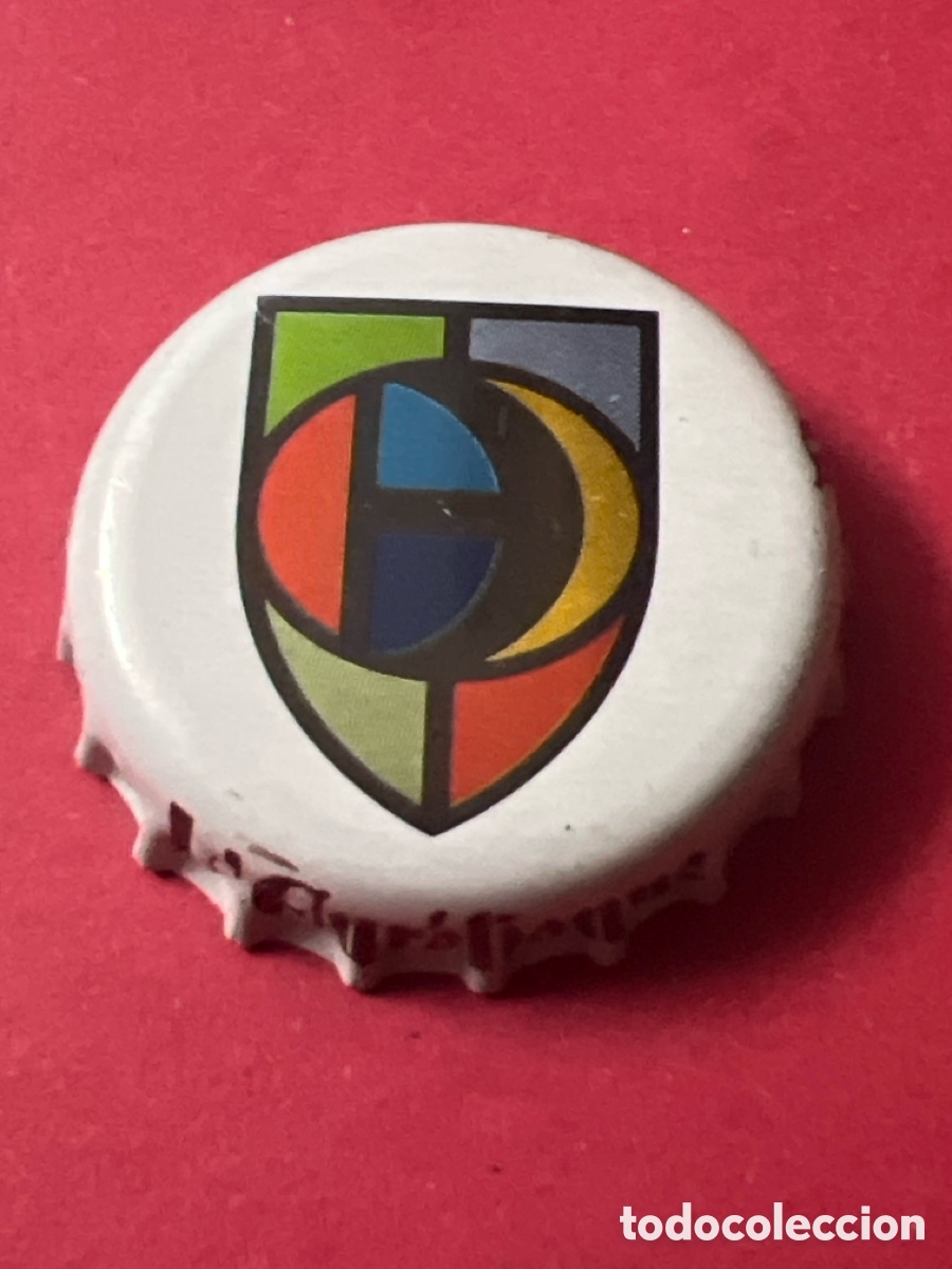 Colecionismo de cervejas: E872. CHAPA CERVEZA - Capsule de bi&egrave;re L'Eur&eacute;lienne brasserie de Chartres blanche avec &eacute;cusson