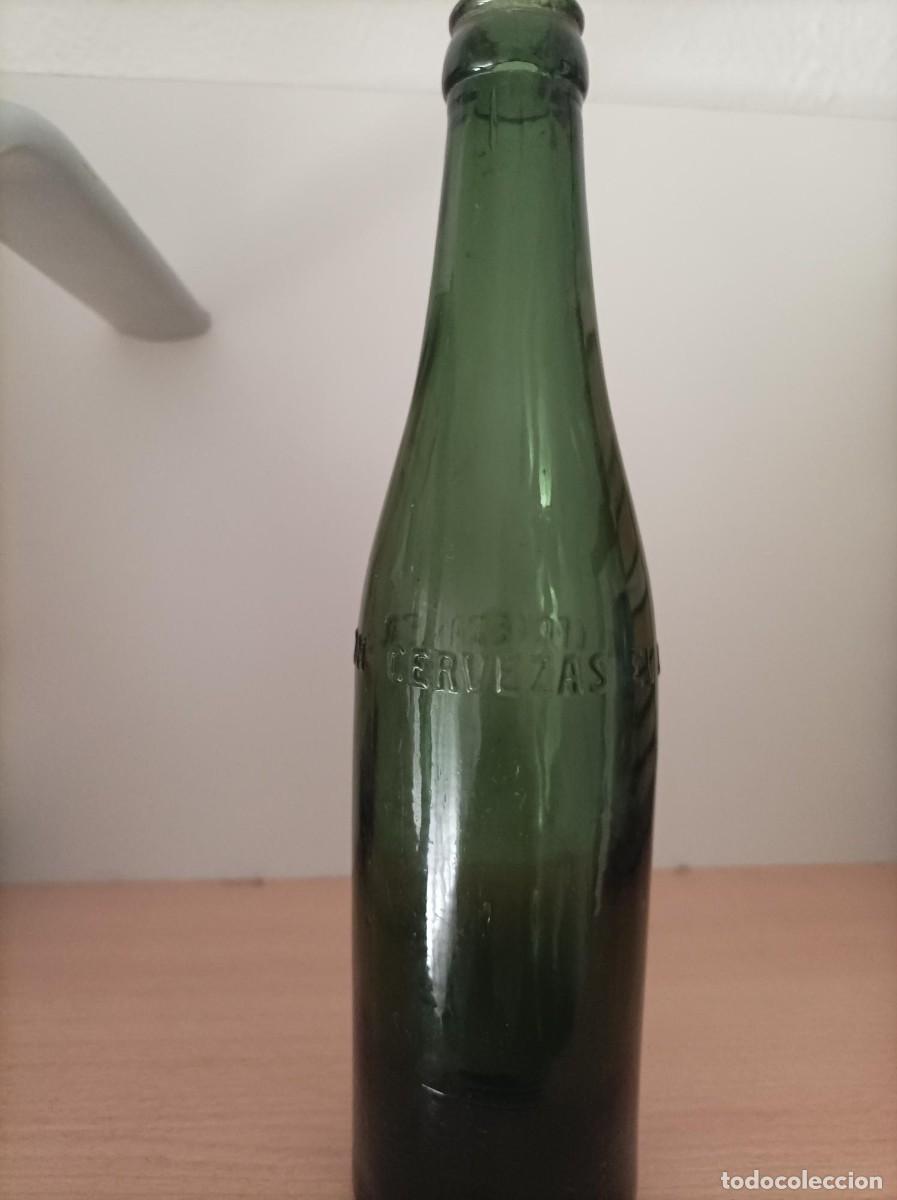 Coleccionismo de cervezas: Botella de cerveza antigua el leon - Foto 3