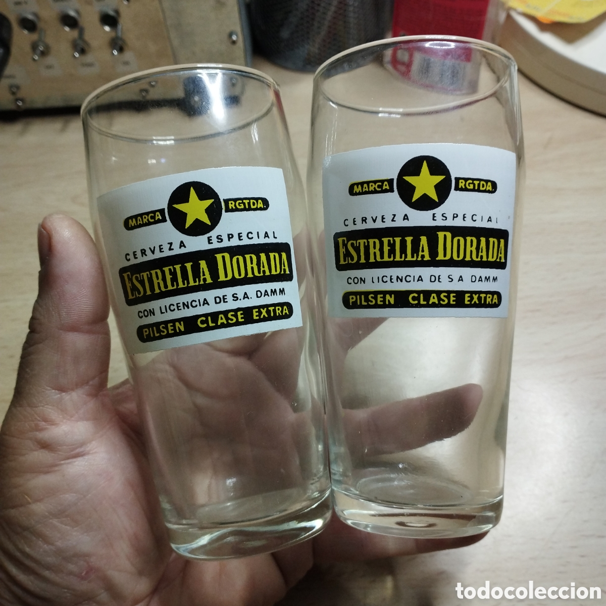 Coleccionismo de cervezas: Pareja de vasos serigraf&iacute;a. Cervezas Estrella Dorada. Damm.