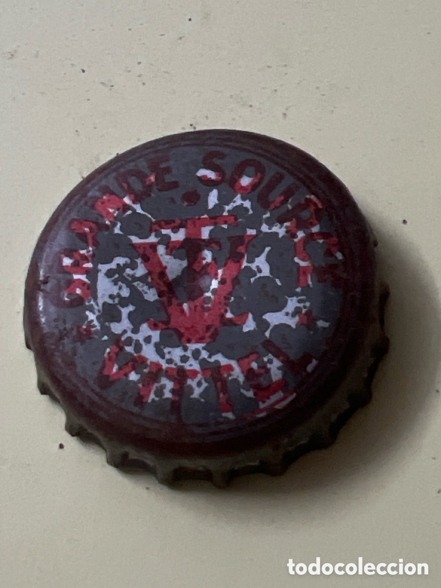 Coleccionismo de cervezas: T4/X8/O4. CHAPA - VITTEL - GRANDE SOURCE