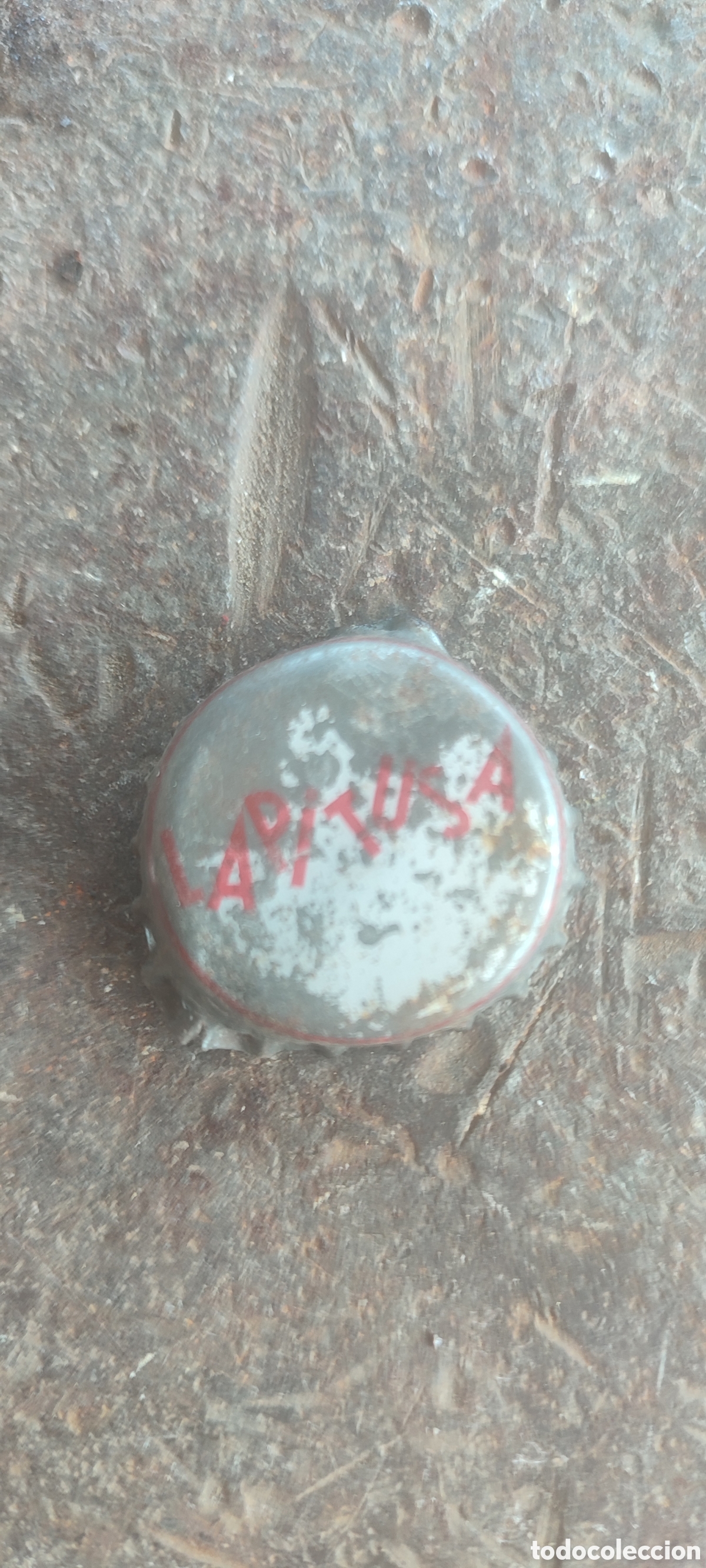 Coleccionismo de cervezas: Muy antigua y rara chapa tap&oacute;n corona de LA PITUSA. Ver fotos