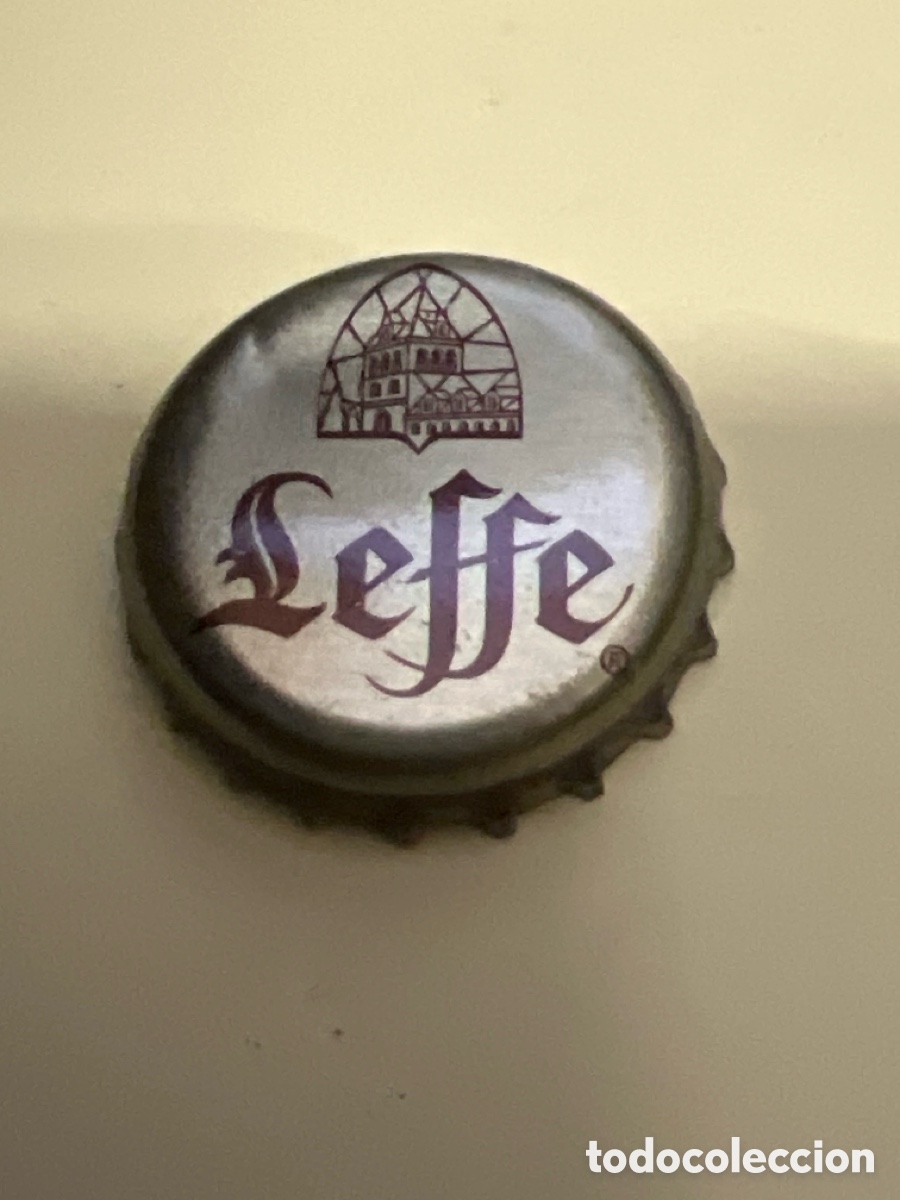 Coleccionismo de cervezas: T4/X16/A5/3. CHAPA CORONA CERVEZA LEFFE -BELGIUM