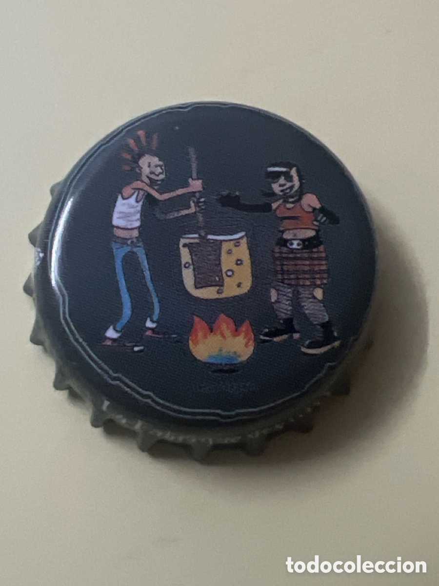 Coleccionismo de cervezas: T4/X18/E3. France crown bottle caps kronkorken capsule chapa
