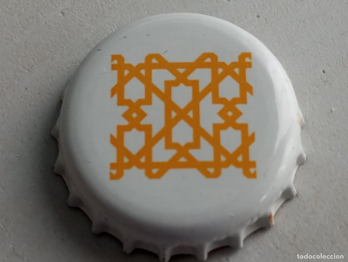 Coleccionismo de cervezas: Chapa tap&oacute;n corona de la cerveza espa&ntilde;ola ALHAMBRA RADLER