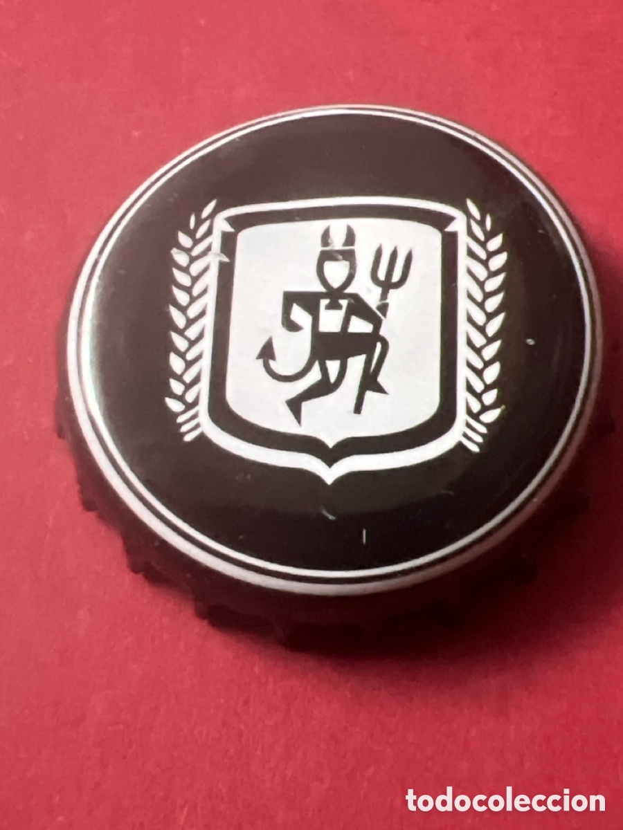 Coleccionismo de cervezas: Q47. CHAPA CERVEZA - Capsule de bi&egrave;re fran&ccedil;aise Jenlain Diable avec trident noire et blanche