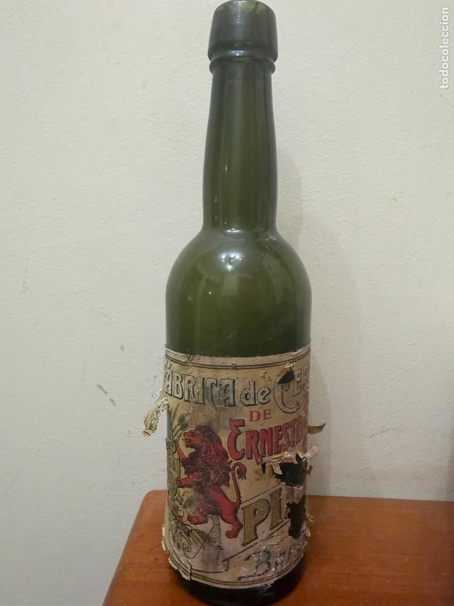 Coleccionismo de cervezas: Botella de cerveza etiqueta y al &aacute;cido moritz e. Petry Barcelona