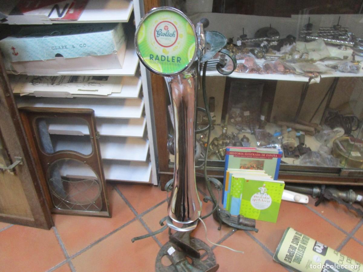 Coleccionismo de cervezas: &rdquo; RADLER GROLSCH &rdquo; GRIFO DISPENSADOR DE CERVEZA - LATON CROMADO, CARATULA FRONTAL CON LUZ EXCELENTE.